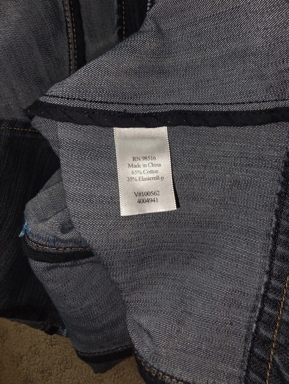 HAND CRAFTED Jean Jacket UPCYCLED Blue Jean Jacket Black Graphic Tee Size 18 - Picture 13 of 13